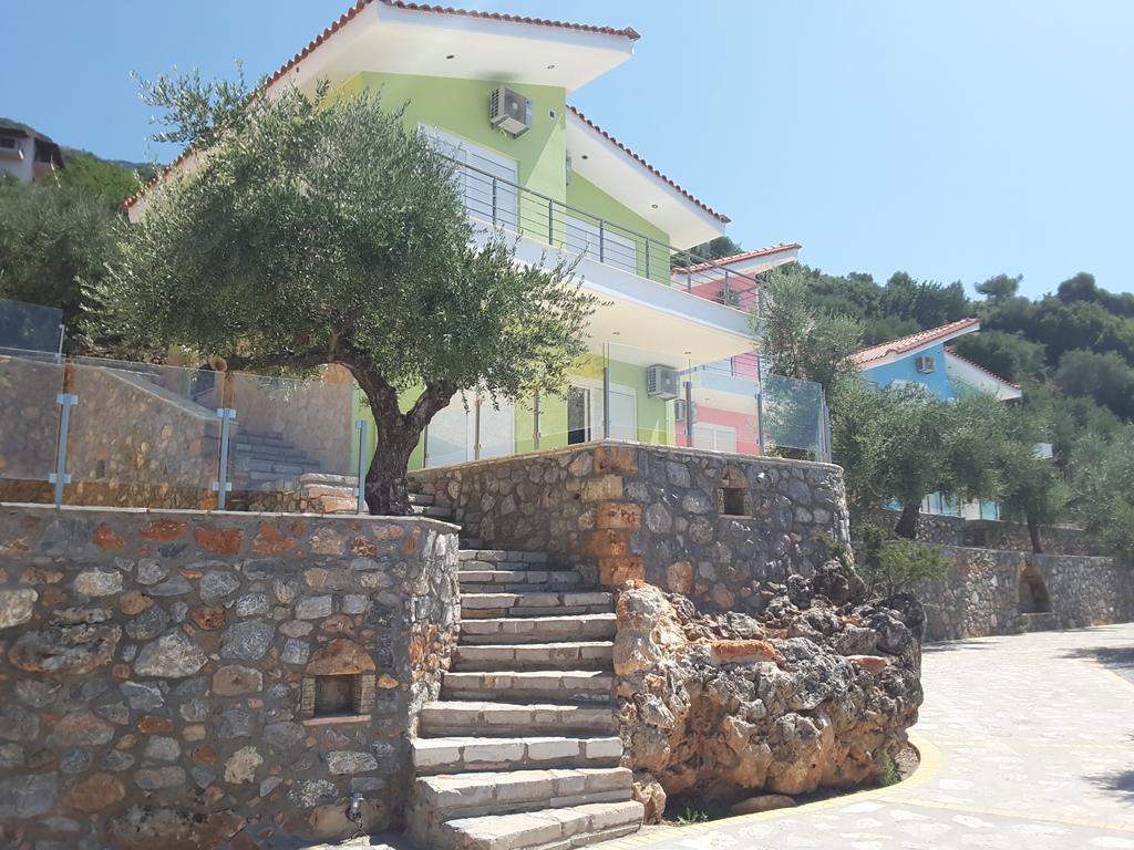 Shiraz Villas Kalamata Exterior photo