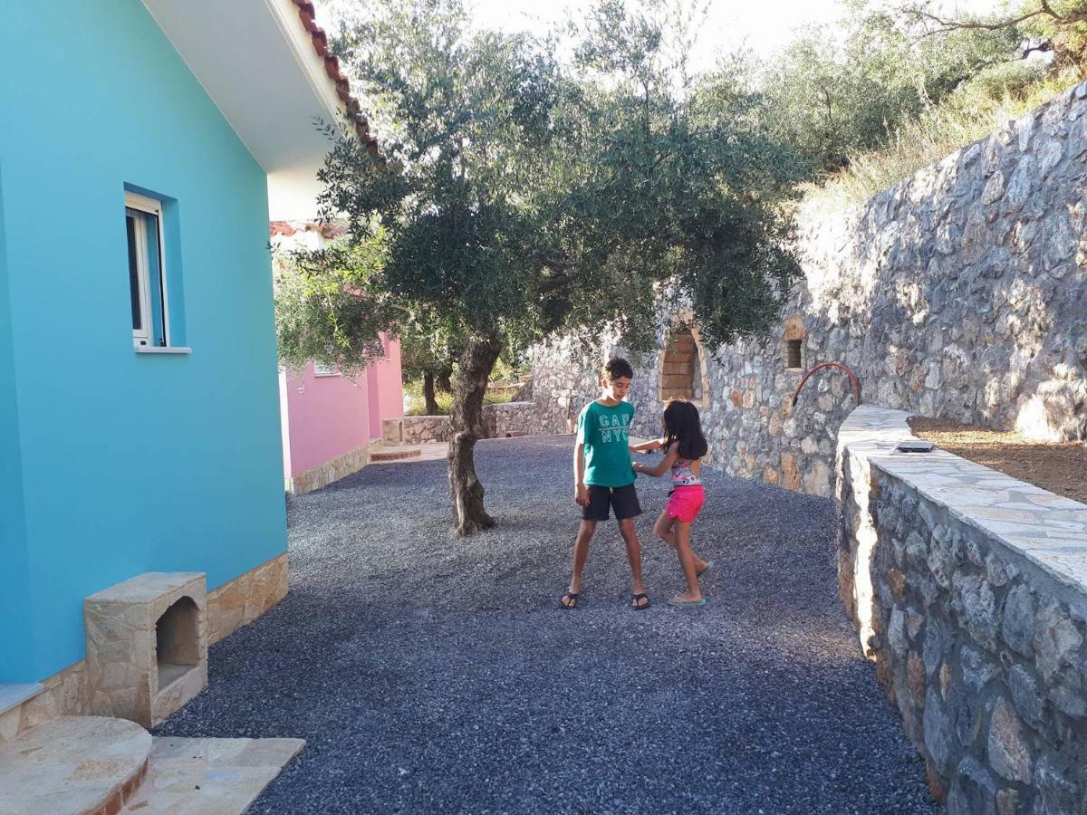 Shiraz Villas Kalamata Exterior photo